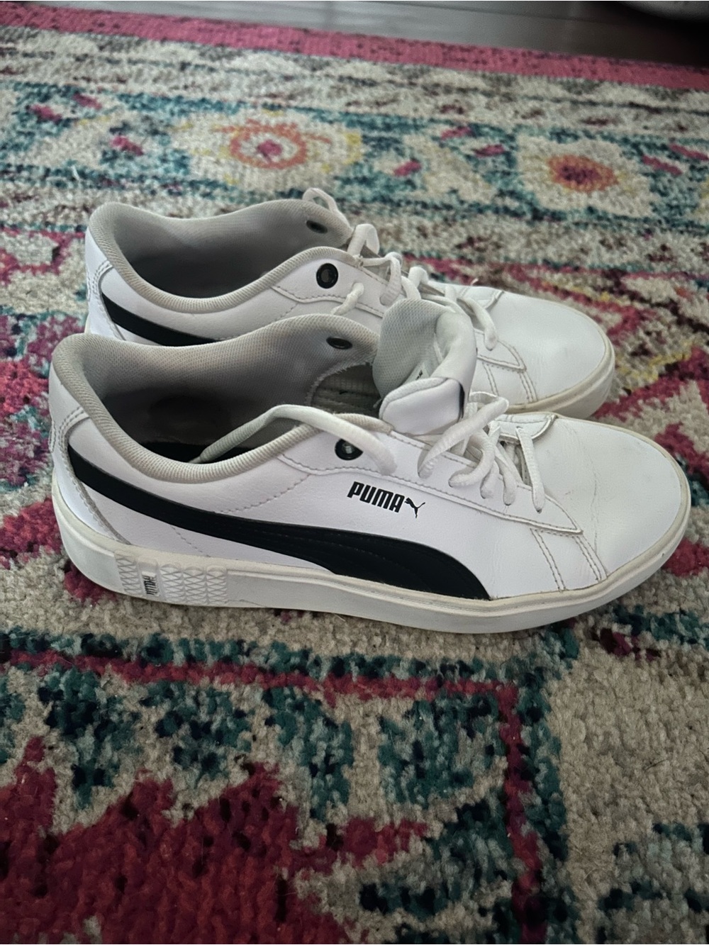 Puma White Sneakers with Black Formstrip